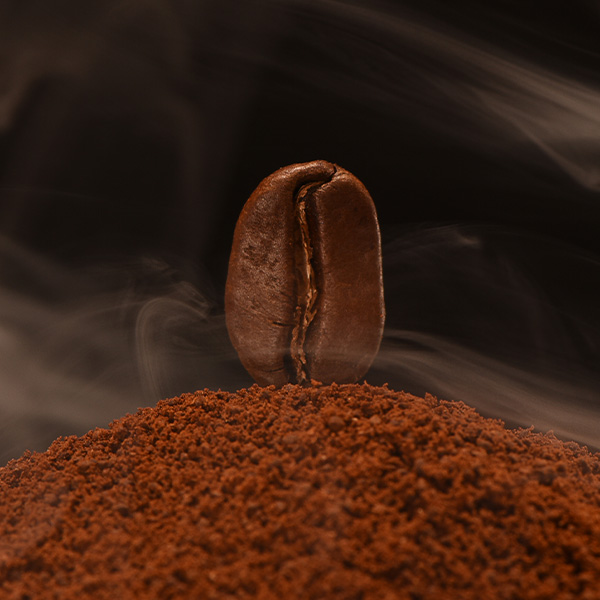 Warum Kaffeebohnen kaufen? Vor- und Nachteile von gemahlenem Kaffee vs. Kaffeebohnen